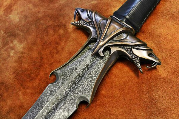 warmonger-elite-1616-damascus-steel-medieval-sword-3